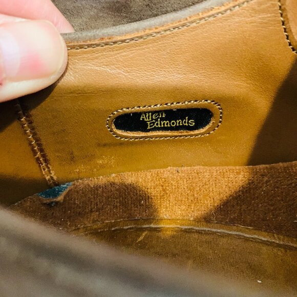 Allen Edmonds Corporate Casuals Khaki Suede Oxford Shoes Size 8.5 - Picture 13 of 13